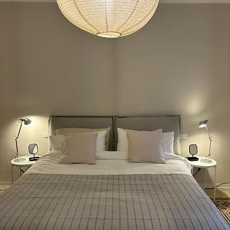 Casa Di Leonardo Elegant & Comfort 4* Bari