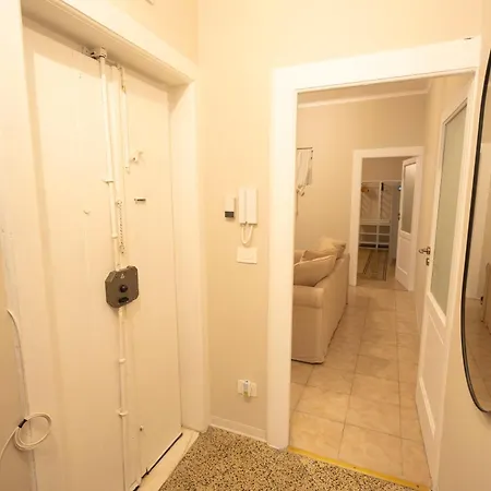 Casa Di Leonardo Elegant & Comfort Lägenhetshotell 4*