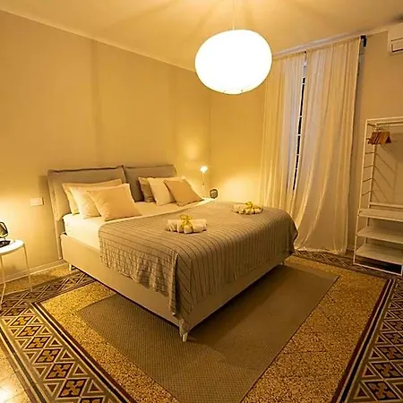 Casa Di Leonardo Elegant & Comfort 3*